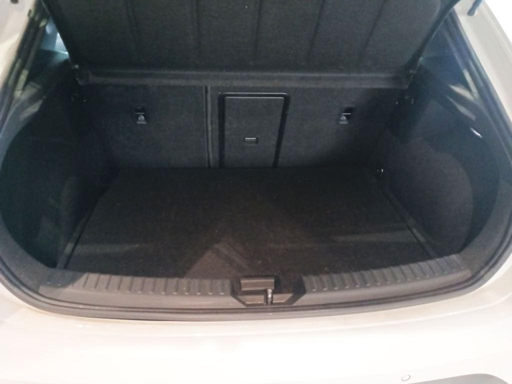 CUPRA León 1.5 eTSI DSG 110 kW (150 CV) - 6