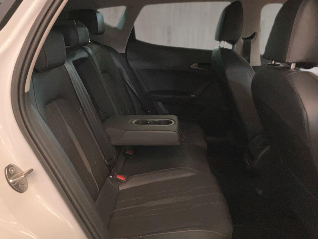 SEAT León 1.5 TSI e-Hybrid FR XM DSG 150 kW (204 CV) - 5