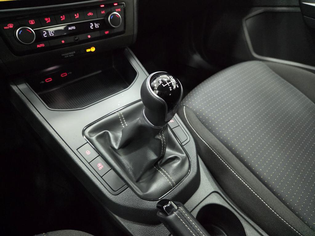 SEAT Ibiza 1.0 TSI Style XL Wired 81 kW (110 CV) - 11