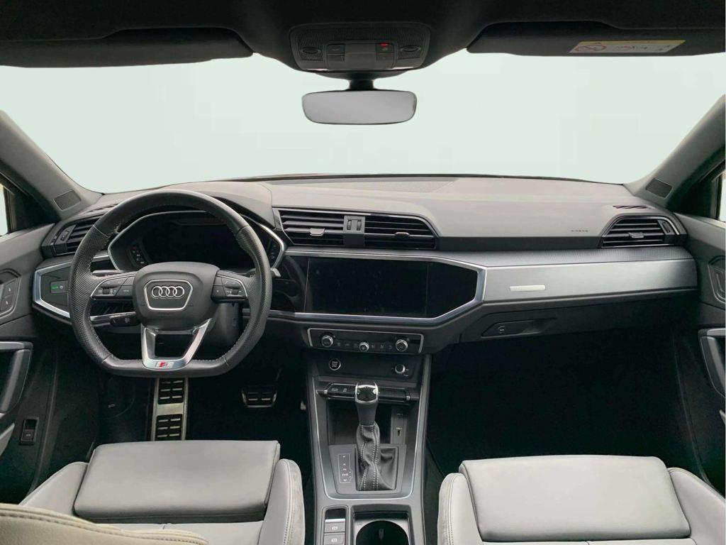 Audi Q3 Sportback Black line 35 TFSI 110 kW (150 CV) S tronic - 3