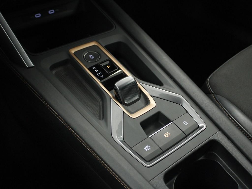 CUPRA León 1.5 eTSI DSG 110 kW (150 CV) - 9