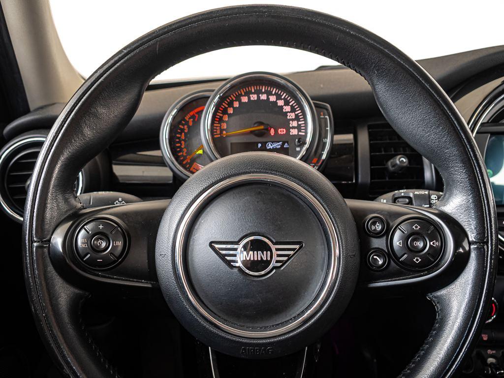 MINI MINI 5 Puertas Cooper 100 kW (136 CV) - 9