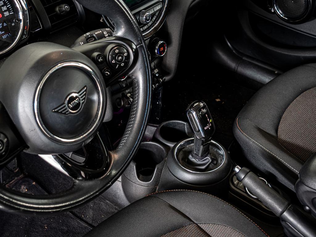 MINI MINI 5 Puertas Cooper 100 kW (136 CV) - 11