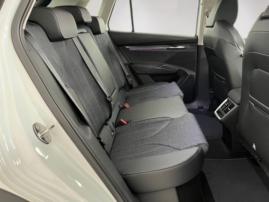 Skoda Elroq 50 55 kWh 125 kW (170 CV) - 5