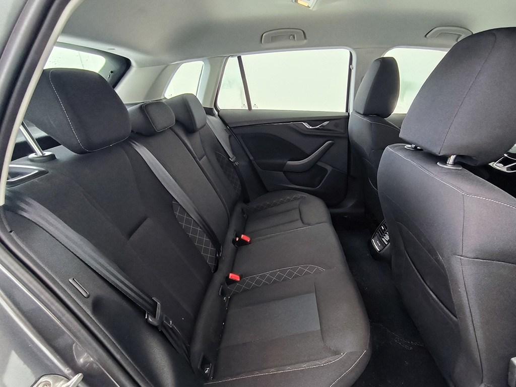 Skoda Kamiq 1.0 TSI Ambition 81 kW (110 CV) - 5