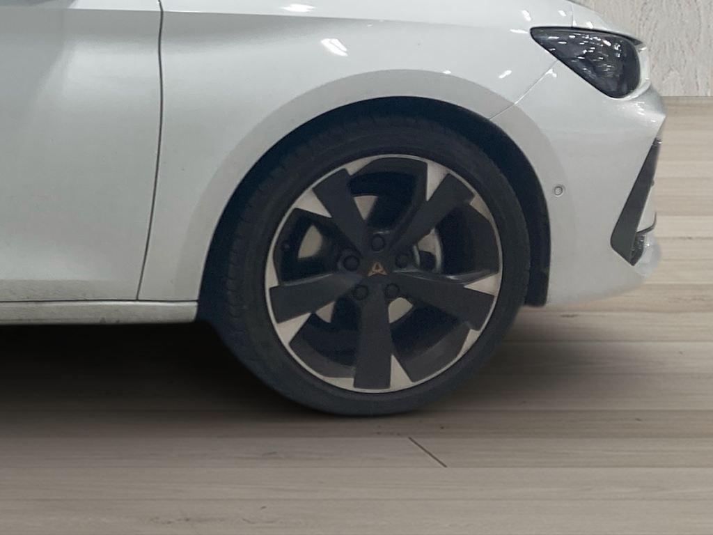 CUPRA Leon Sportstourer 1.5 eTSI DSG 110 kW (150 CV) - 7