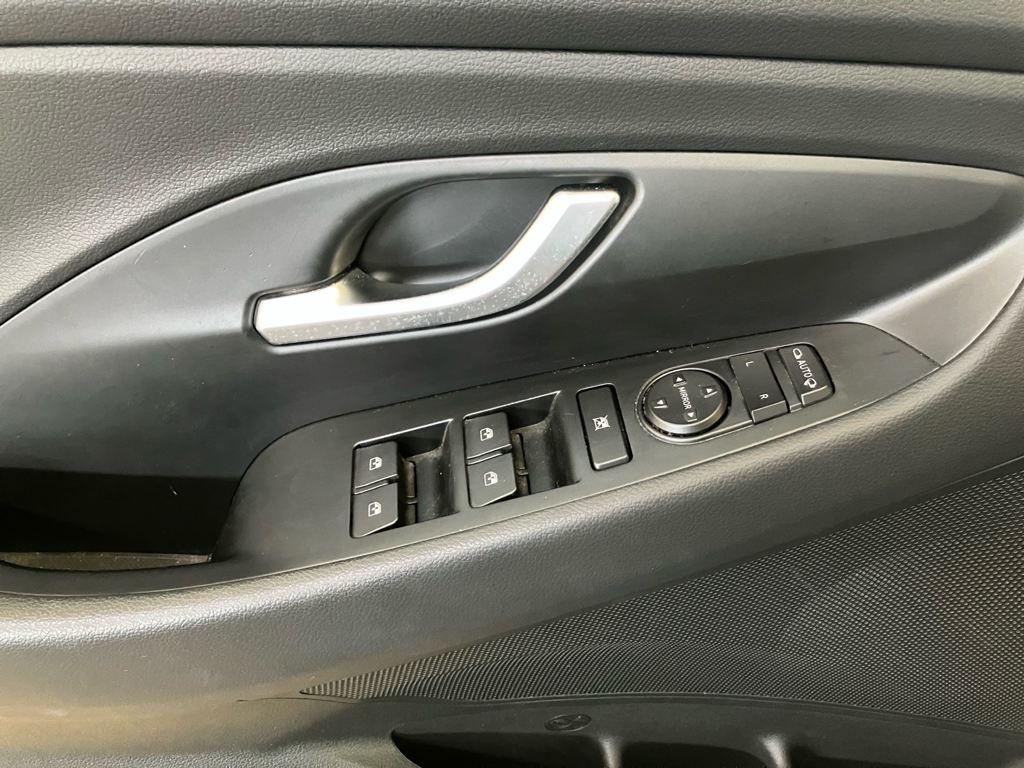 Hyundai i30 1.0 TGDI N-Line 30 Aniversario 88 kW (120 CV) - 10