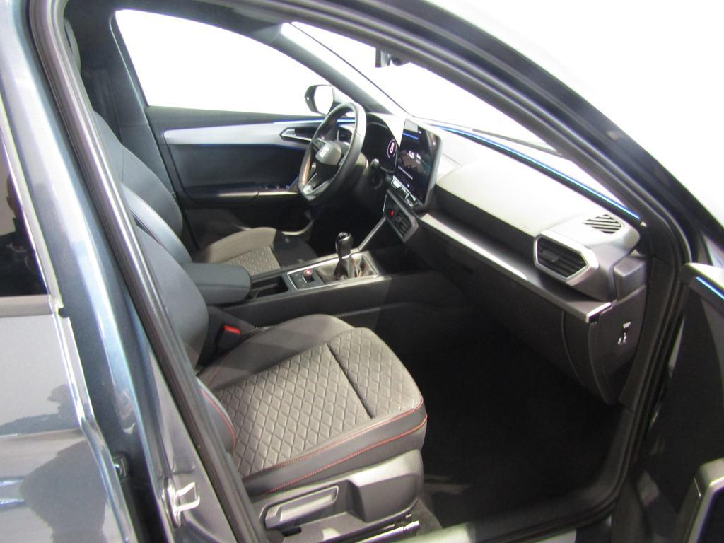 SEAT León 1.5 TSI S&S FR 25 Aniversario 85 kW (116 CV) - 4