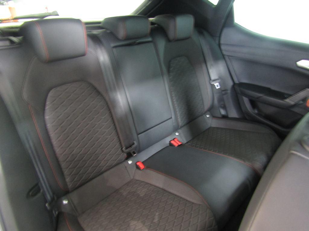 SEAT León 1.5 TSI S&S FR 25 Aniversario 85 kW (116 CV) - 5