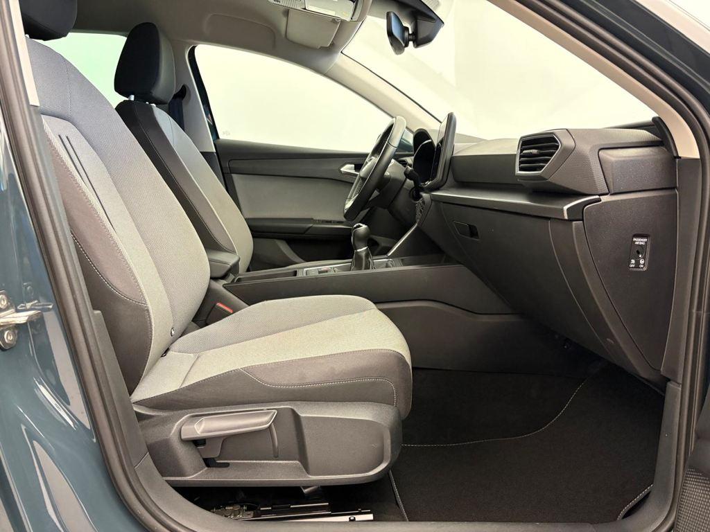 SEAT León 1.5 TSI S&S Style 25 Aniversario 85 kW (116 CV) - 4