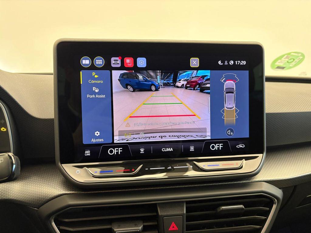 SEAT León 1.5 TSI S&S Style 25 Aniversario 85 kW (116 CV) - 8