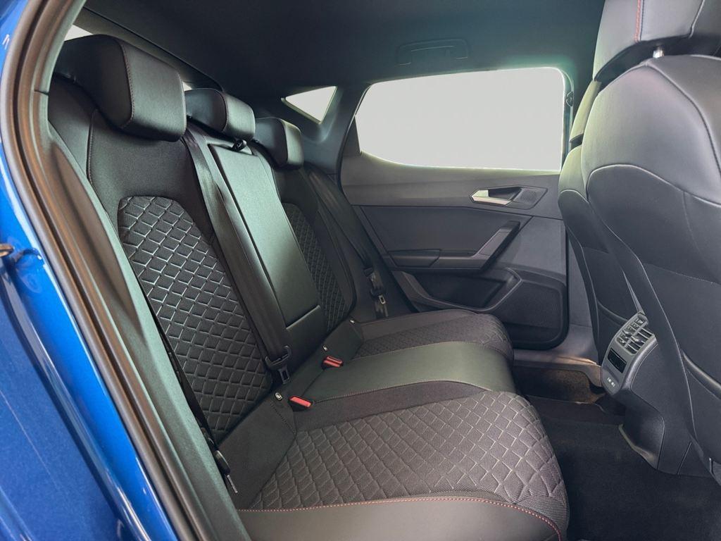 SEAT León 1.0 eTSI S&S FR 25 Aniversario DSG 81 kW (110 CV) - 5