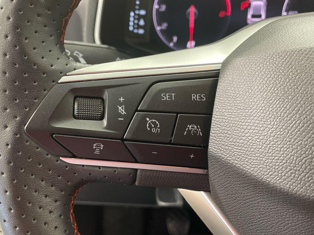 SEAT Ibiza 1.0 TSI S&S FR XL 81 kW (110 CV) - 8