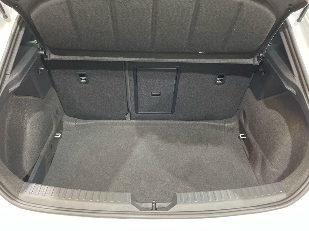 SEAT León 1.5 TSI S&S FR 25 Aniversario 85 kW (116 CV) - 6