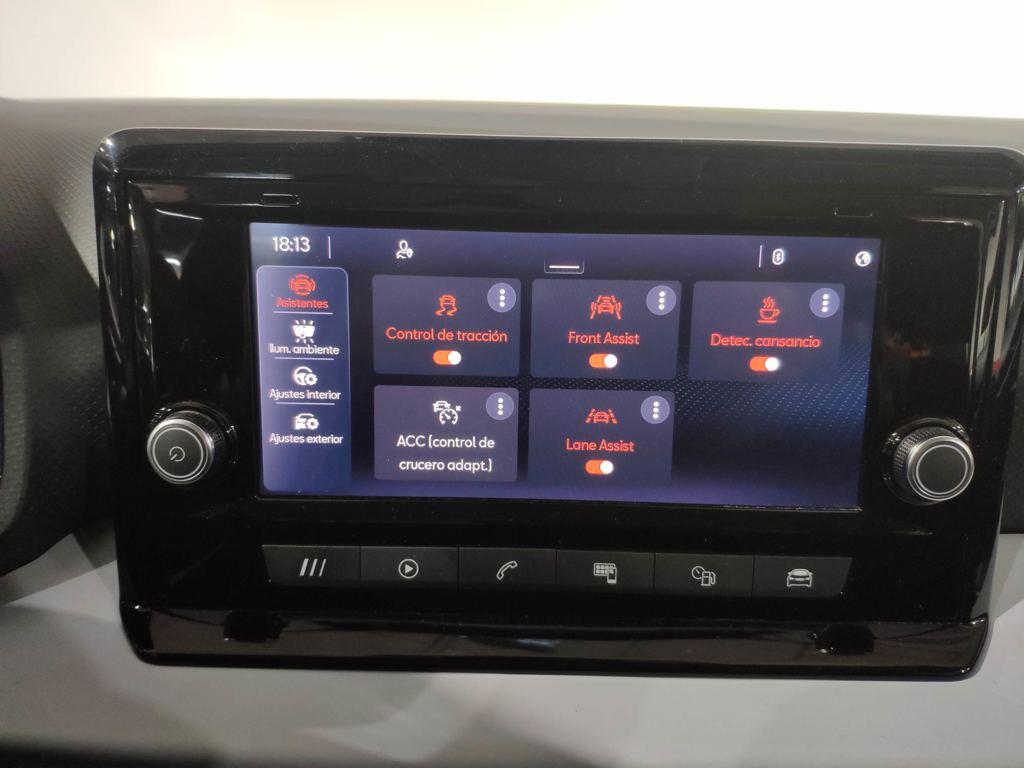 SEAT Arona 1.0 TSI Style XM 81 kW (110 CV) - 13