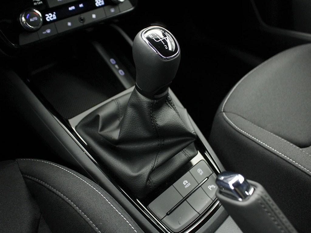 Skoda Scala Design 1.0 TSI 85 kW (115 CV) - 9