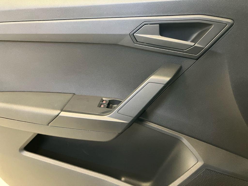 SEAT Ibiza 1.0 TSI S&S Reference Plus 70 kW (95 CV) - 13