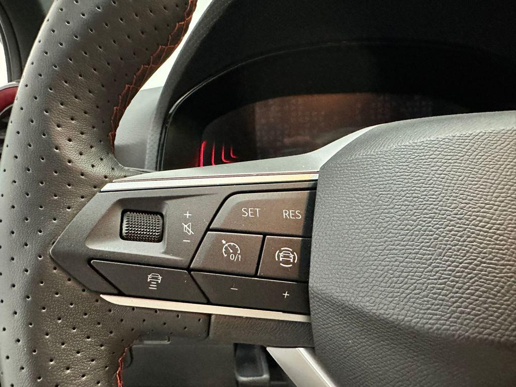 SEAT Arona 1.0 TSI S&S Xperience XM 85 kW (115 CV) - 10