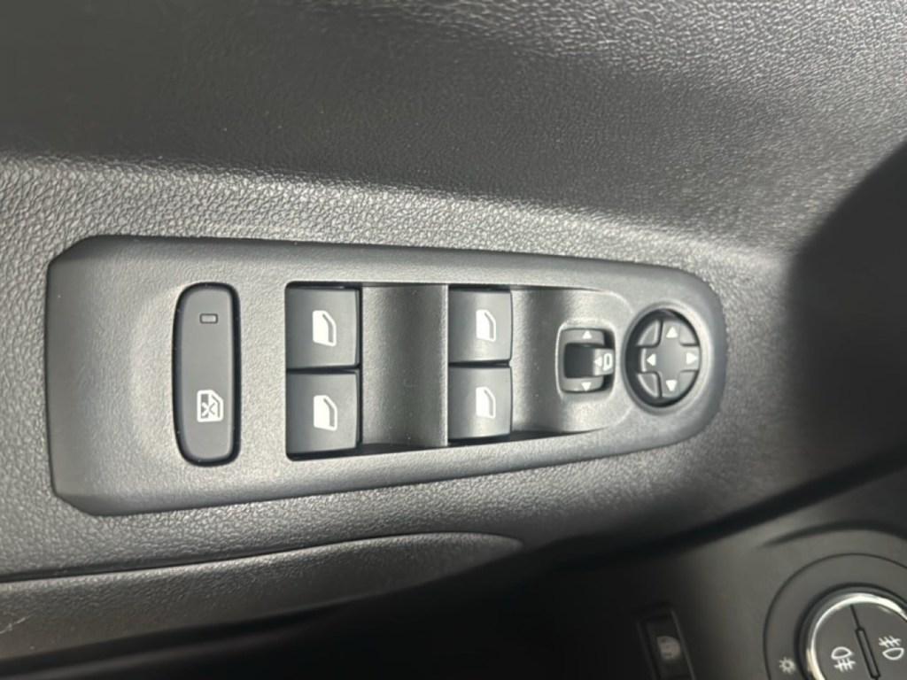 Opel Combo Life 1.5 TD Elegance Plus L 75 kW (102 CV) - 15