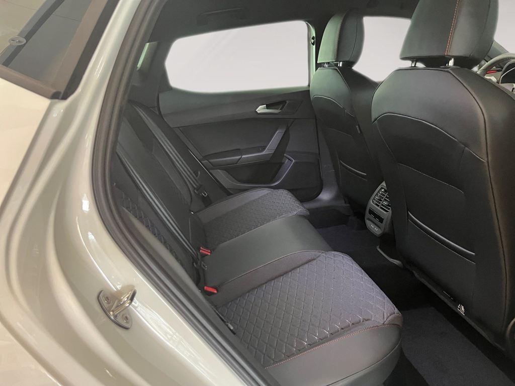 SEAT León 1.5 TSI e-Hybrid S&S FR XXL DSG 150 kW (204 CV) - 5