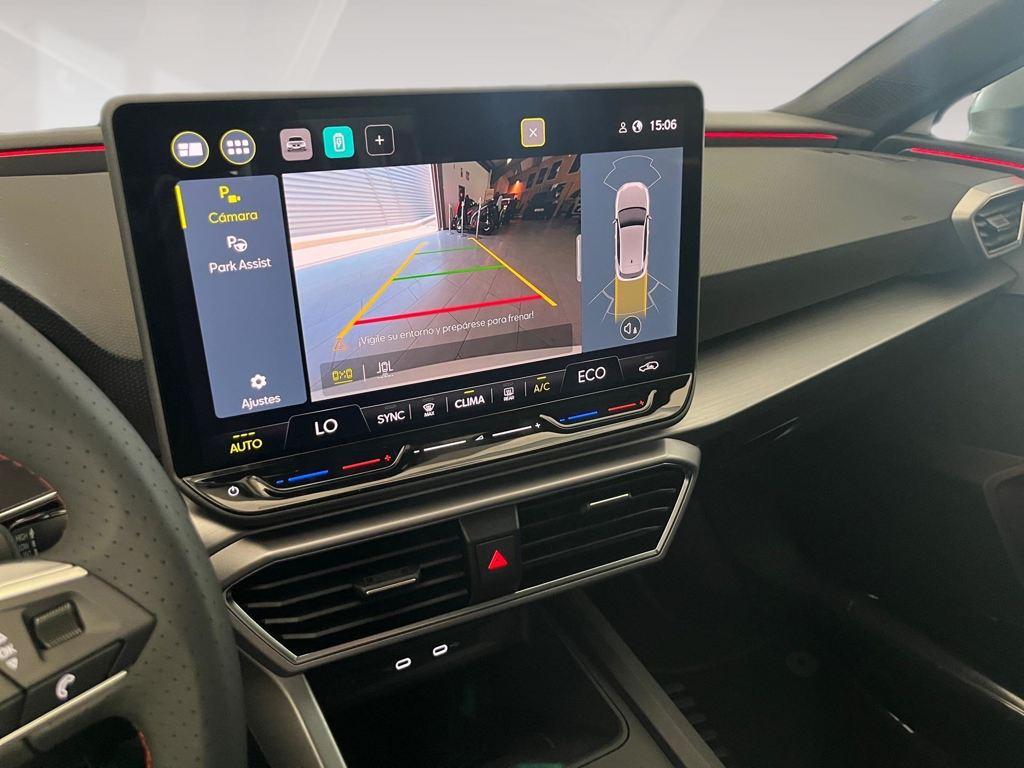 SEAT León 1.5 TSI e-Hybrid S&S FR XXL DSG 150 kW (204 CV) - 8