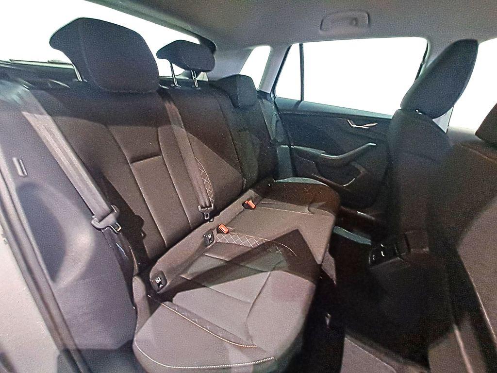 Skoda Kamiq 1.0 TSI Ambition DSG 81 kW (110 CV) - 5