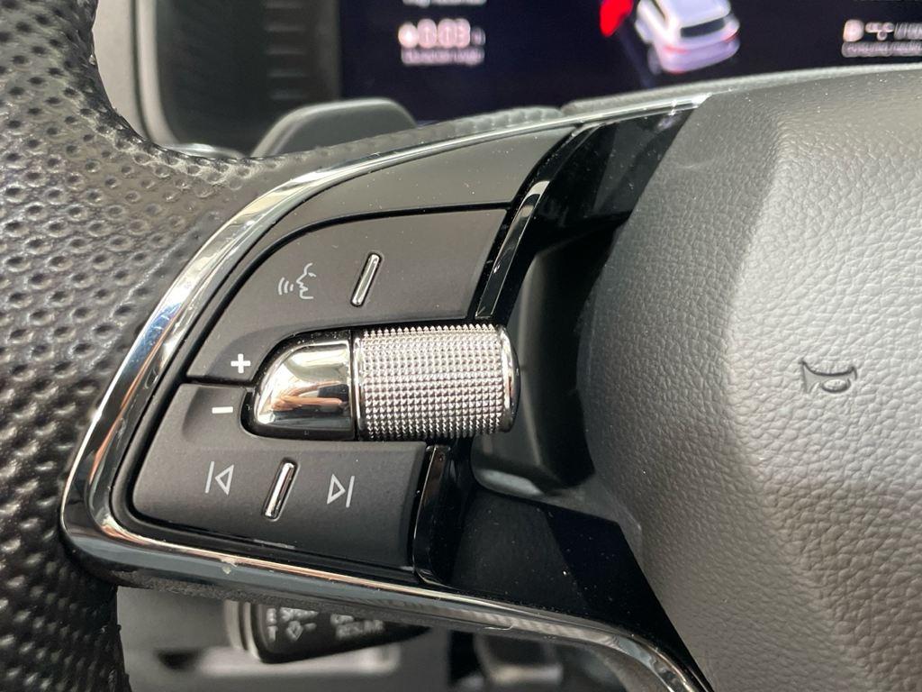 Skoda Karoq 1.5 TSI ACT Style DSG 110 kW (150 CV) - 8