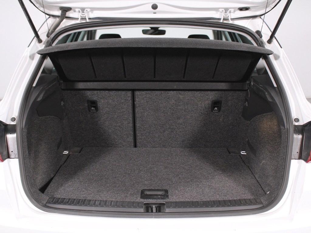 SEAT Arona 1.0 TSI Style XM DSG 85 kW (115 CV) - 6