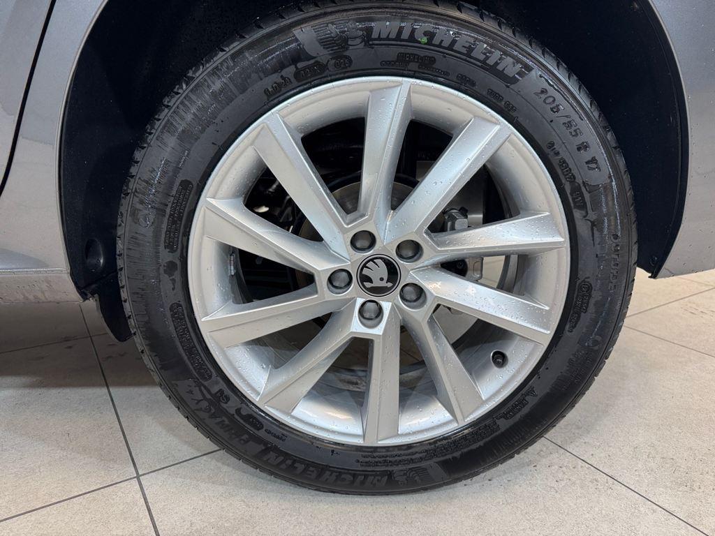 Skoda Kamiq 1.0 TSI Selection 85 kW (115 CV) - 7