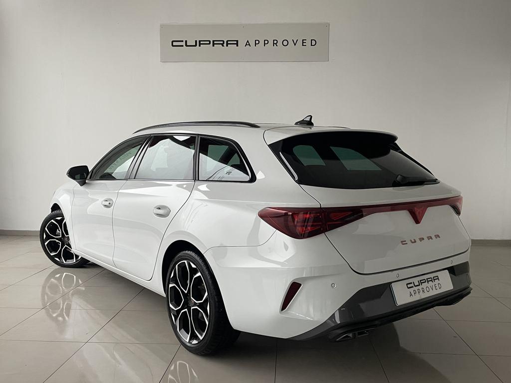 CUPRA Leon Sportstourer 1.5 eTSI DSG 110 kW (150 CV) - 1