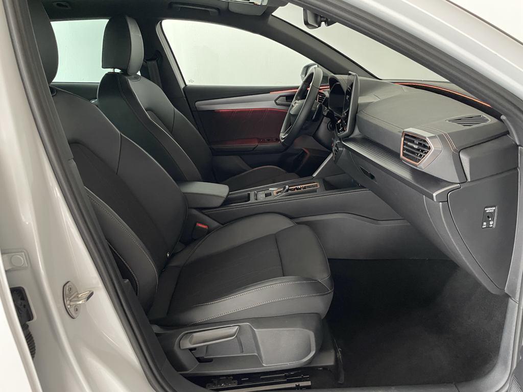 CUPRA Leon Sportstourer 1.5 eTSI DSG 110 kW (150 CV) - 4