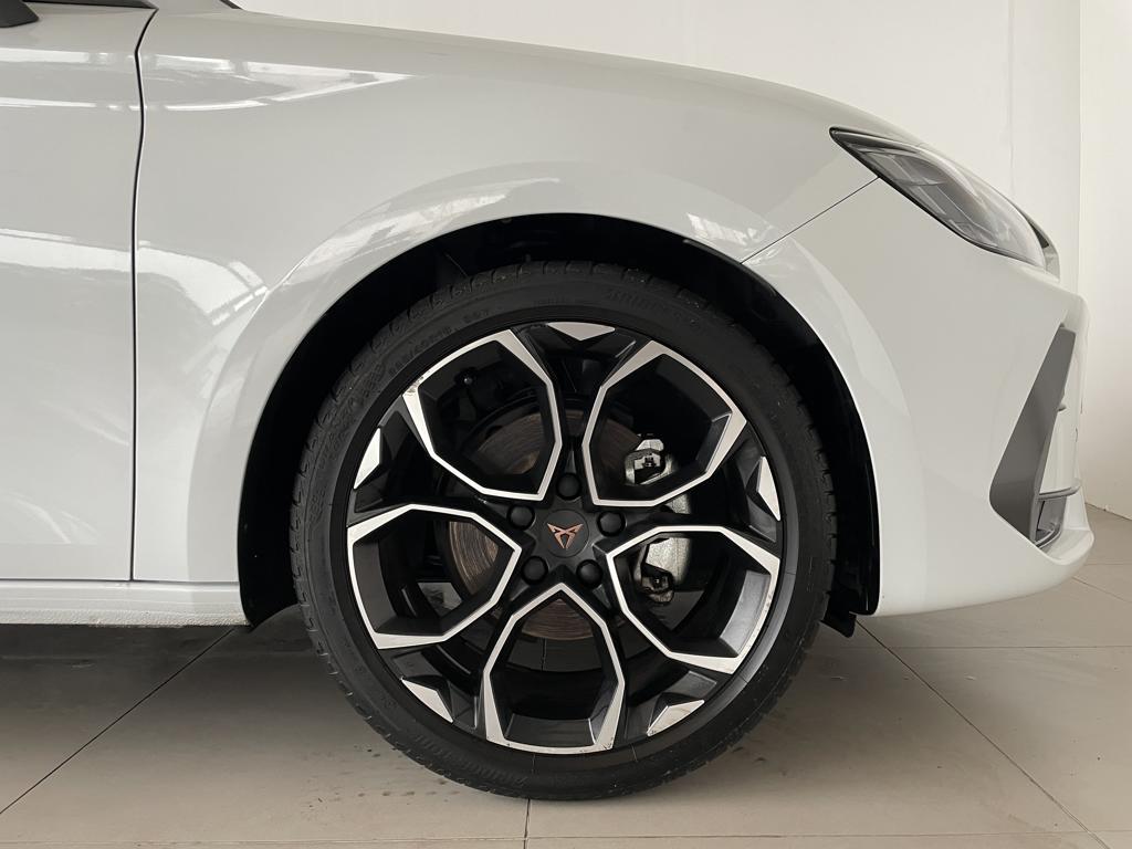 CUPRA Leon Sportstourer 1.5 eTSI DSG 110 kW (150 CV) - 7