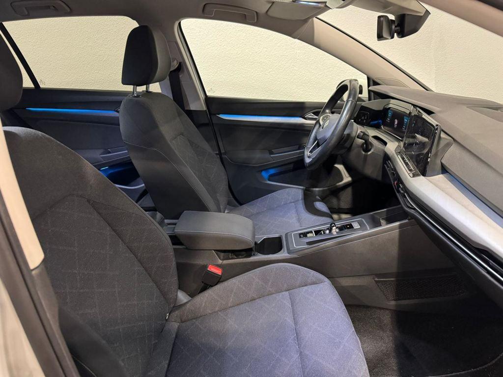 Volkswagen Golf Life 1.0 eTSI 81 kW (110 CV) DSG - 4