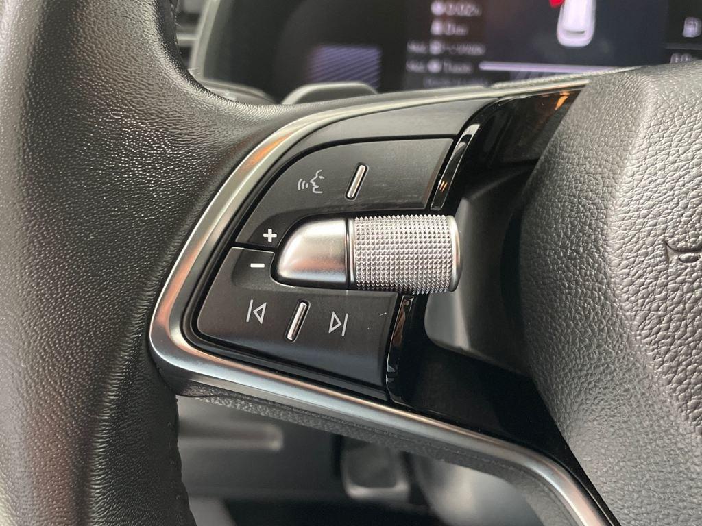 Skoda Kamiq 1.0 TSI Selection DSG 85 kW (115 CV) - 8