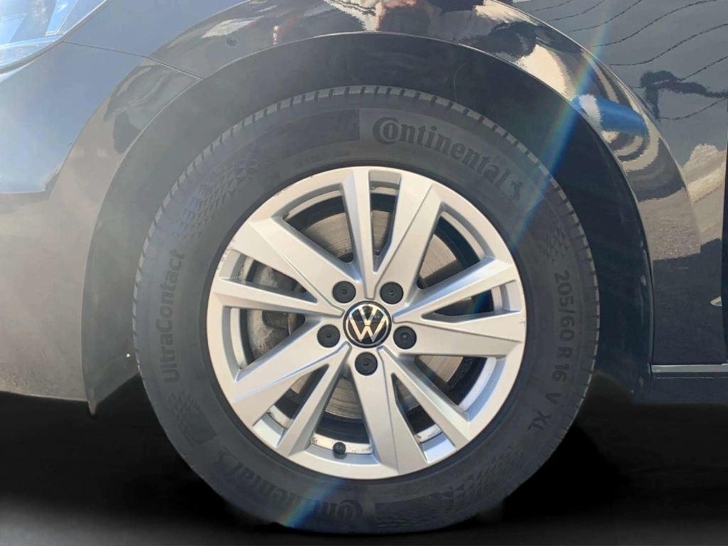 Volkswagen Touran Advance 2.0 TDI 110 kW (150 CV) DSG - 7