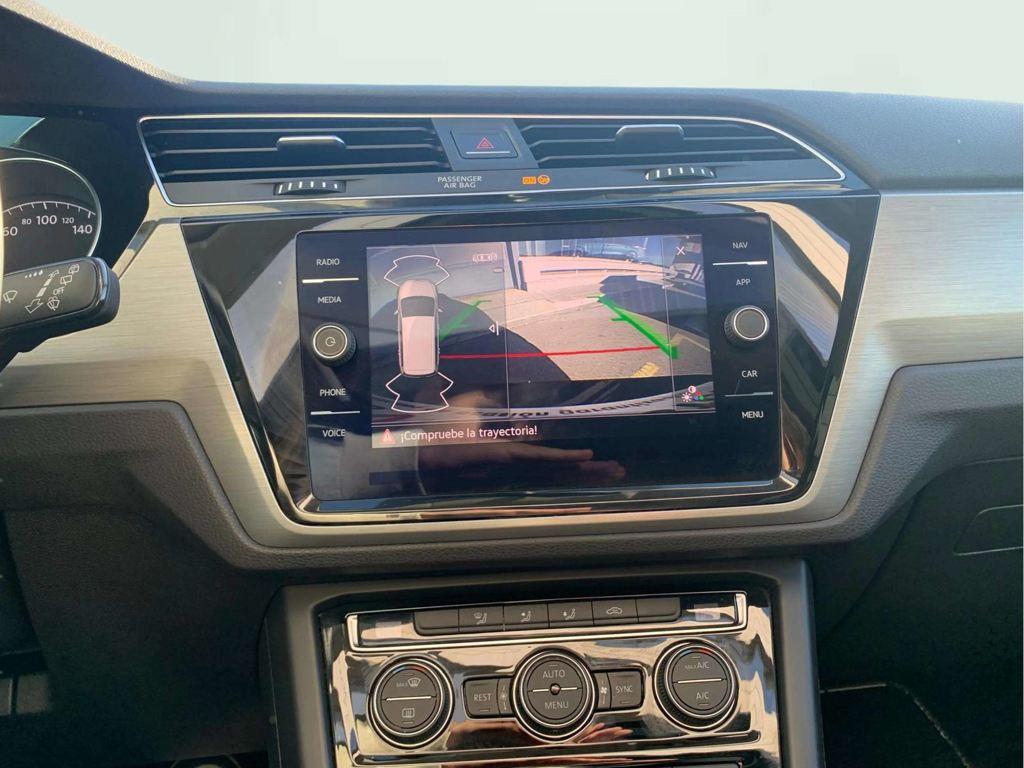 Volkswagen Touran Advance 2.0 TDI 110 kW (150 CV) DSG - 11