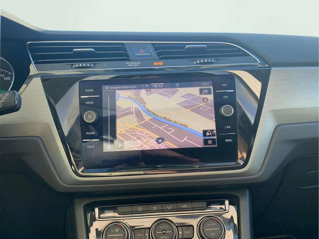 Volkswagen Touran Advance 2.0 TDI 110 kW (150 CV) DSG - 12