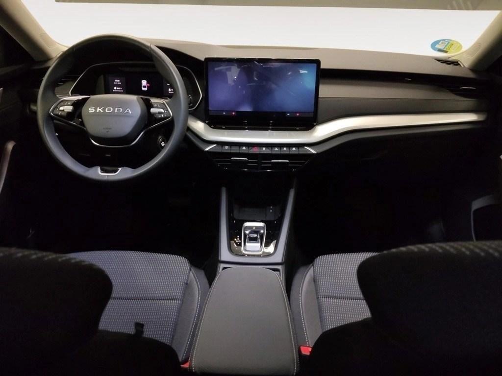 Skoda Octavia 1.5 TSI m-HEV Selection DSG 110 kW (150 CV) - 3