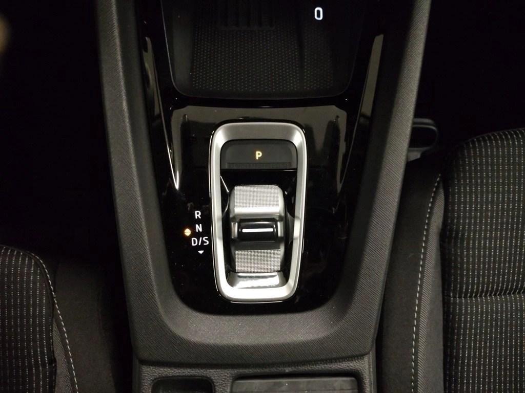 Skoda Octavia 1.5 TSI m-HEV Selection DSG 110 kW (150 CV) - 10