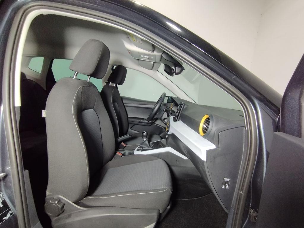 SEAT Arona 1.0 TSI Style Special Edition 85 kW (115 CV) - 4