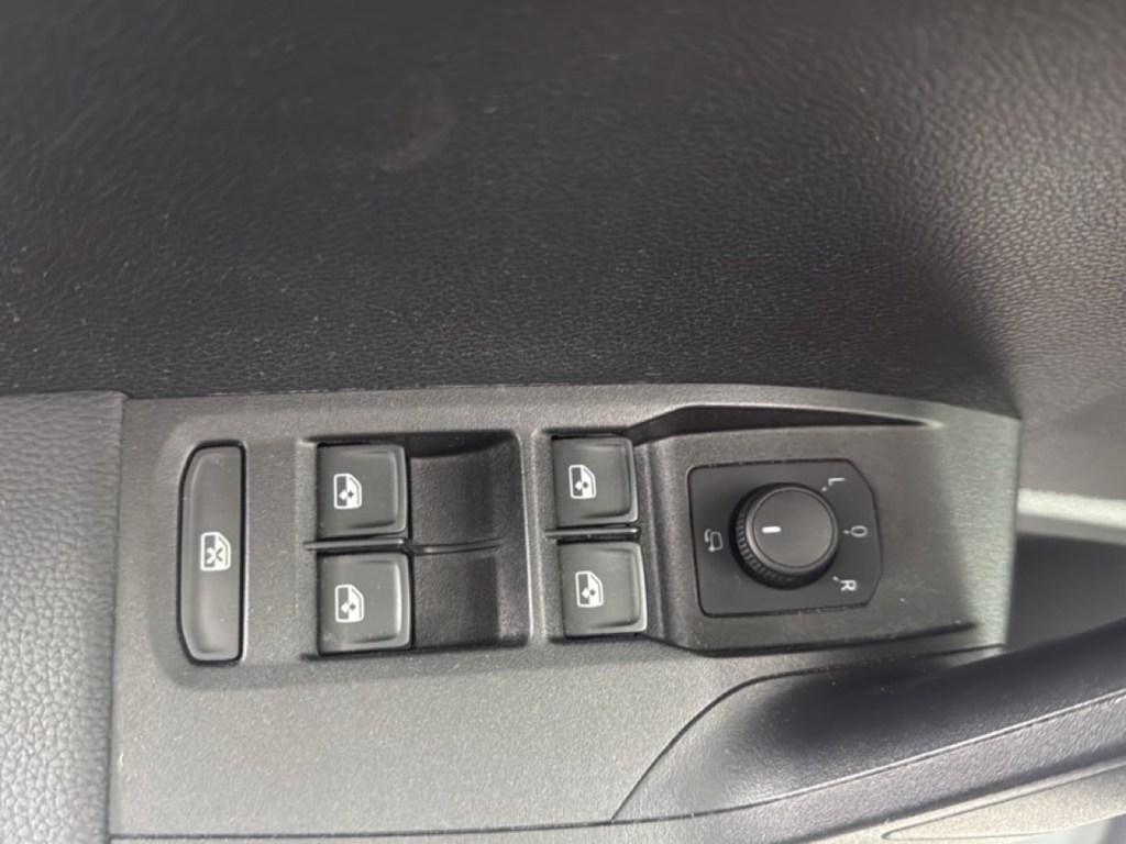 SEAT Arona 1.0 TSI Style Plus 81 kW (110 CV) - 8