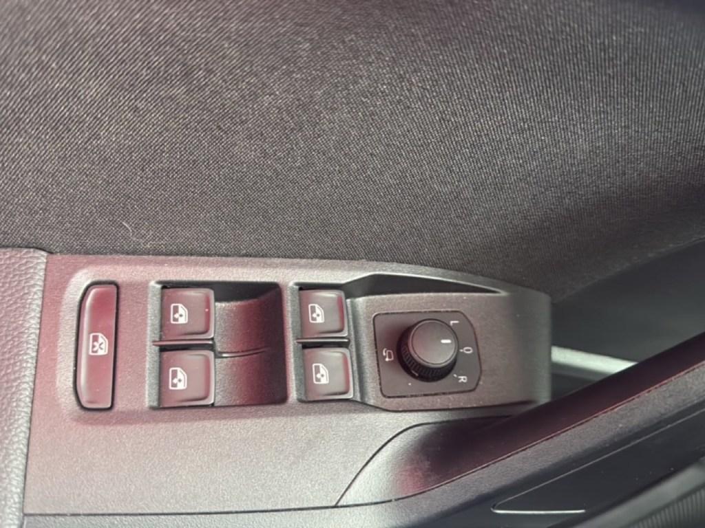 SEAT Ibiza 1.0 TSI S&S FR XS 85 kW (115 CV) - 8