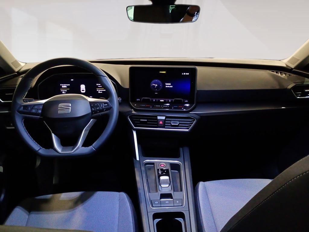 SEAT León 1.5 eTSI Style 25 Aniversario DSG 85 kW (116 CV) - 3
