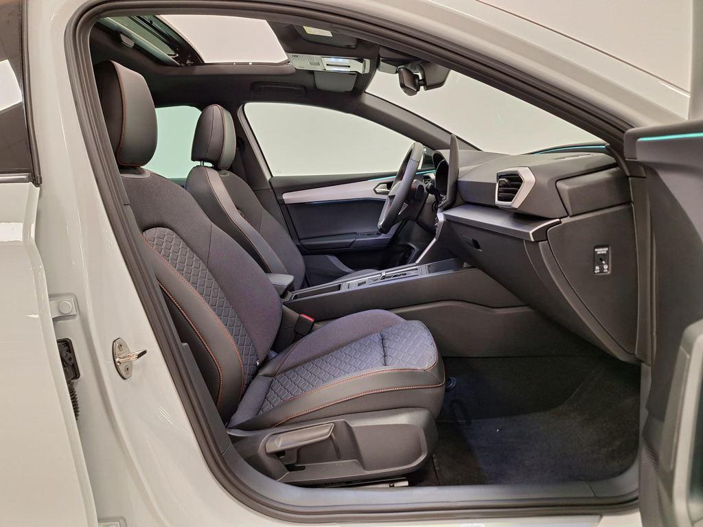 SEAT León 1.5 TSI e-Hybrid FR XM DSG 150 kW (204 CV) - 4