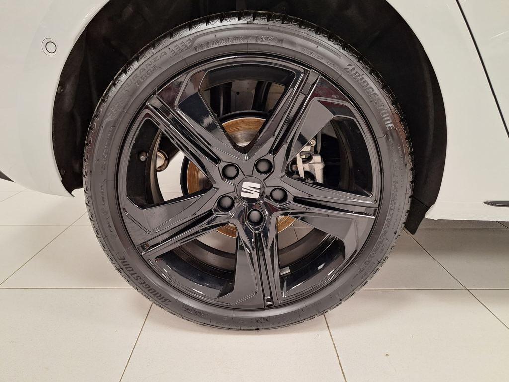 SEAT León 1.5 TSI e-Hybrid FR XM DSG 150 kW (204 CV) - 7
