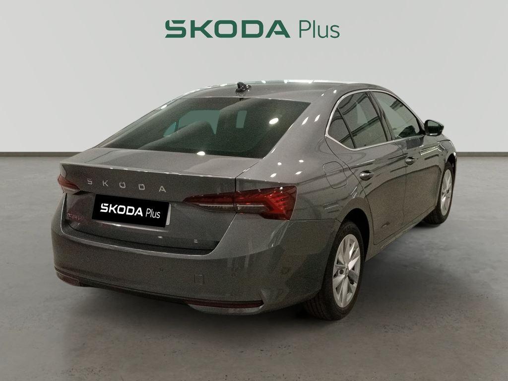 Skoda Octavia 2.0 TDI Design DSG 110 kW (150 CV) - 11