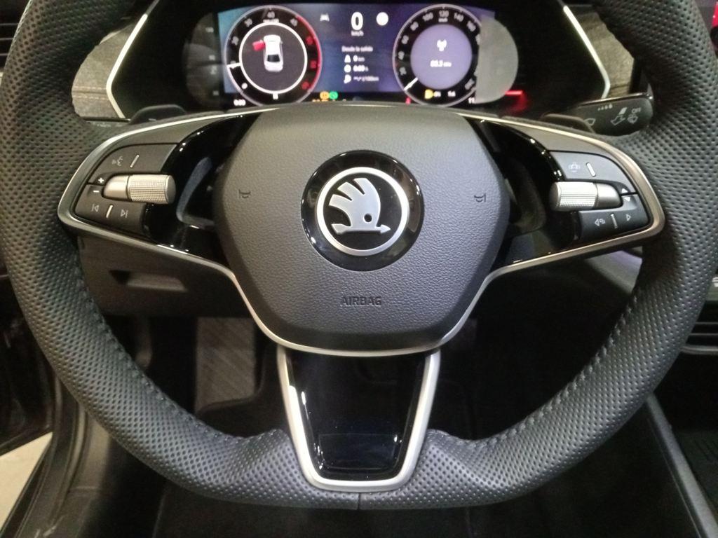 Skoda Octavia 2.0 TDI Design DSG 110 kW (150 CV) - 17