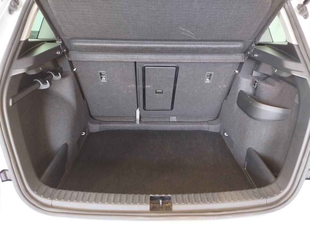 Skoda Karoq 1.5 TSI ACT Selection DSG 110 kW (150 CV) - 6