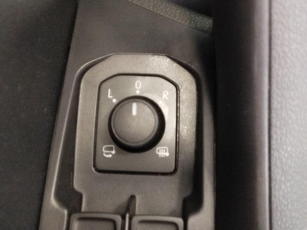 Skoda Karoq 1.5 TSI ACT Selection DSG 110 kW (150 CV) - 8