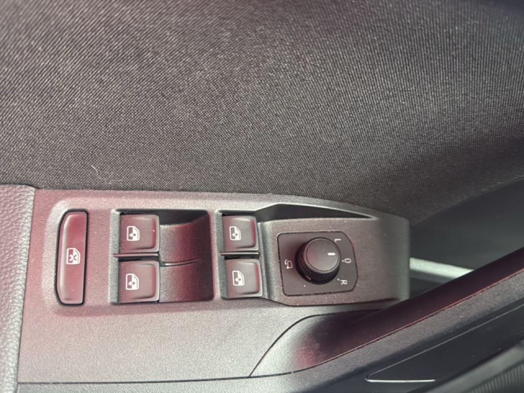 SEAT Ibiza 1.0 TSI S&S FR XS 85 kW (115 CV) - 8